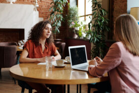 Las 5 preguntas más frecuentes en una entrevista de trabajo preguntas-entrevista-trabajo